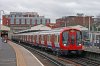 London_Underground_S7_Stock_21360_on_District_Line,_Wimbledon_(16081398792).jpg