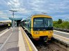 GWR_165_121_at_Greenford_station,_2021.jpg