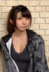 えなこ凛