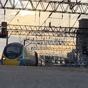 390121 snaking her way into Glasgow Central