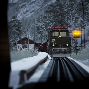 1020 Dual traction freight run