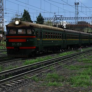 ER1 near the railcrossing