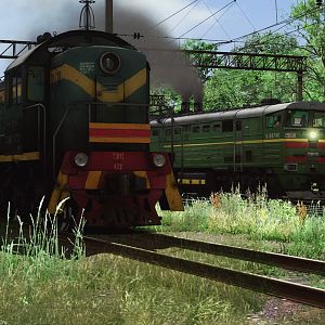 TEM2 and 2TE10M near the shunting yard