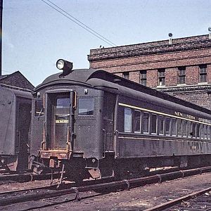 NYC-MU-COACH-4321-OUTSIDE-HARMON-SHOPS
