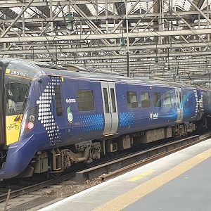 Class 385 and class 397 at glasgow central